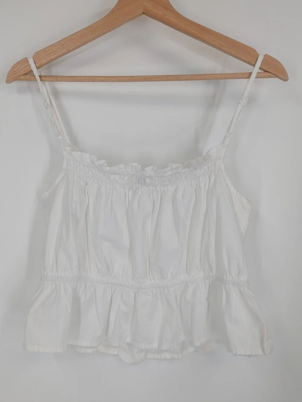 Sim & Sam Ruffle Cropped Cami - Picture 4 of 5
